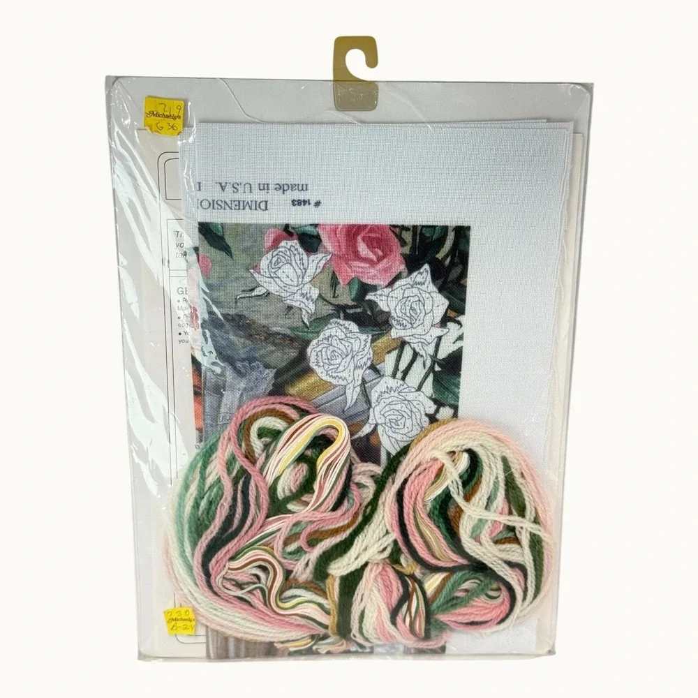 Dimensions Crewel Kit Unisex OS Multicolor NEW Romance for Roses 1483 Vintage